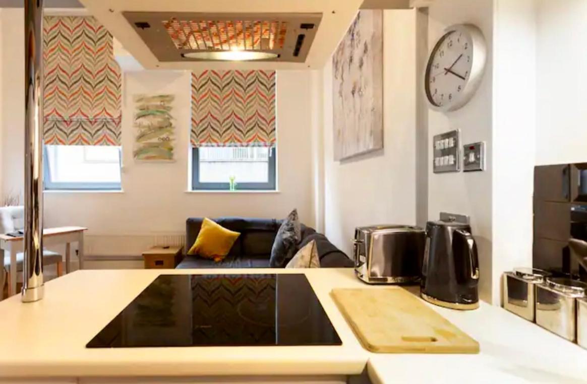 Lux Apartment Nottingham Bagian luar foto
