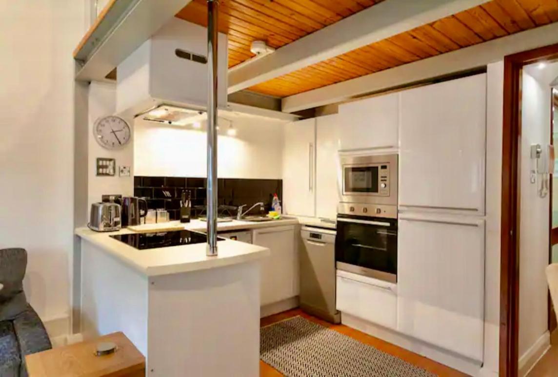 Lux Apartment Nottingham Bagian luar foto